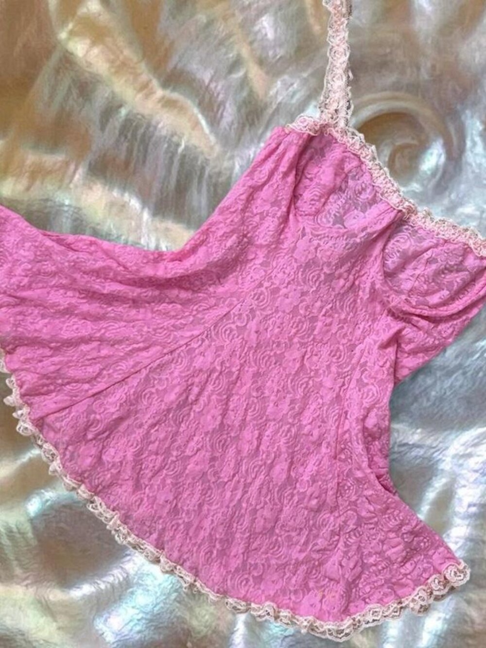 Vintage 1980s - 1990s Intimo Amore by Sears bubblegum pink lace ruffled cami
